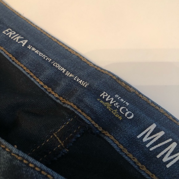 RW & CO women’s Blue Jeans - Picture 3 of 7